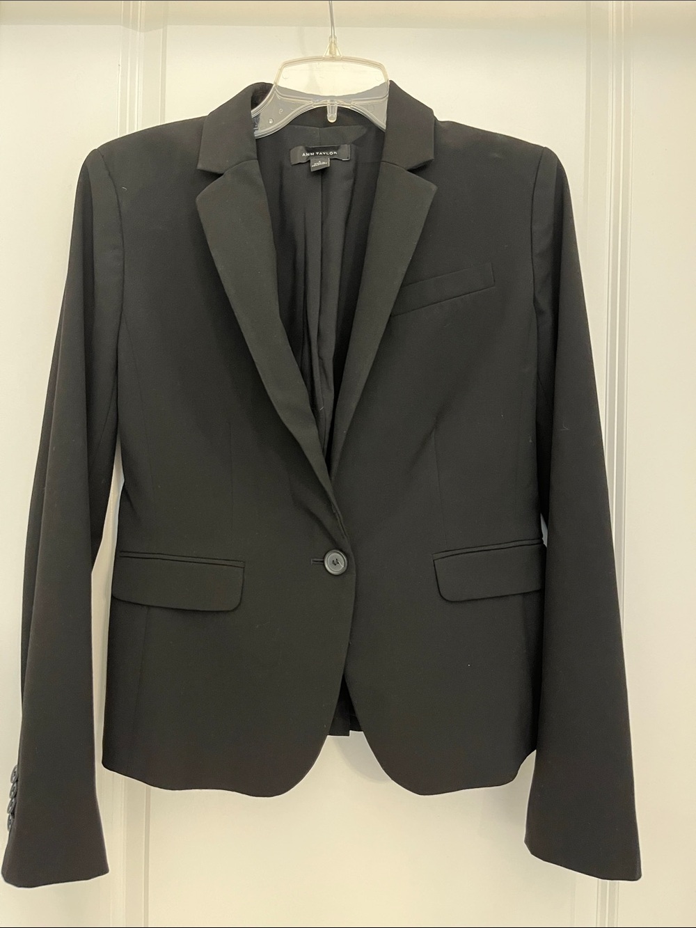 Ann Taylor Black Single-Button Tailored Blazer
